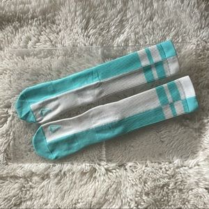Ivivva | Teal and White Striped Athletic Crew Socks